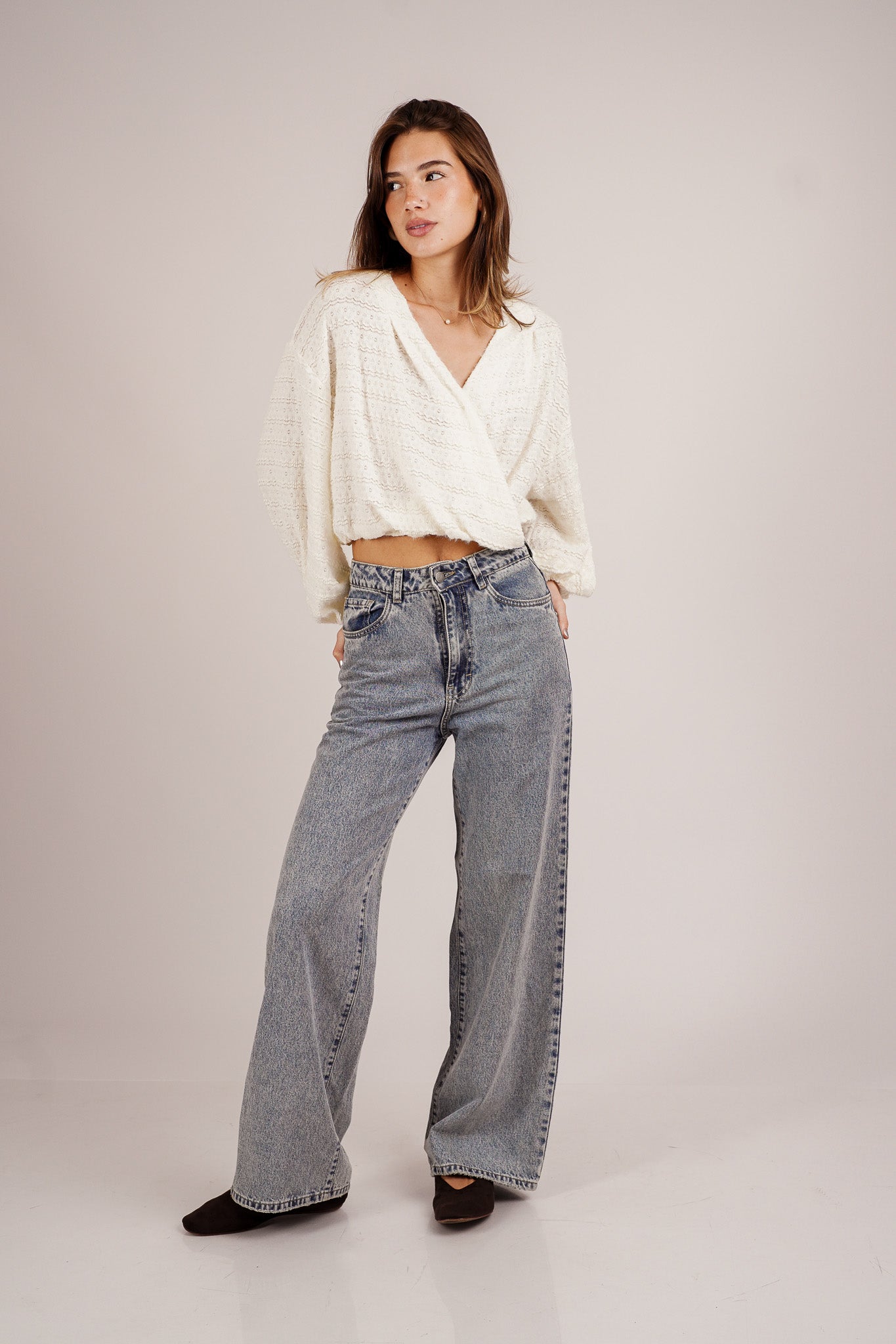 Chompa Bea (pre-order)